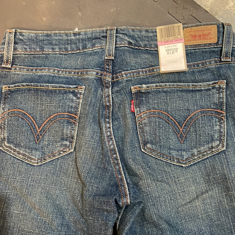 Levi’s 518 Skinny Low Rise Stretch Denim Jeans - Picture 4 of 5